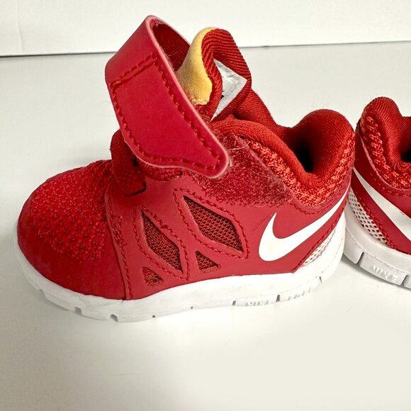 Nike Free Shoes - Picture 7 of 8